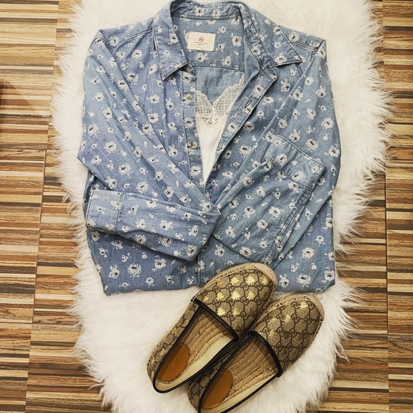 ❤️AG Adriano Goldschmied floral chambray shirt